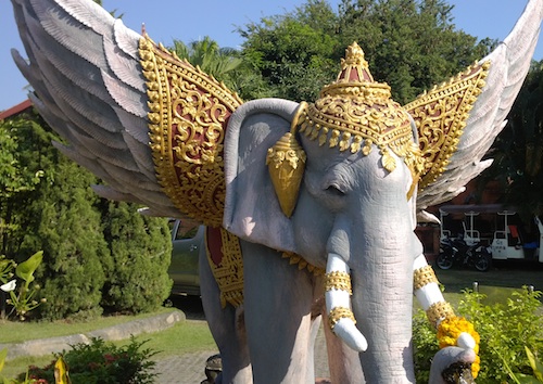 https://annaingaysia.files.wordpress.com/2013/01/winged-elephant-chiang-mai.jpg